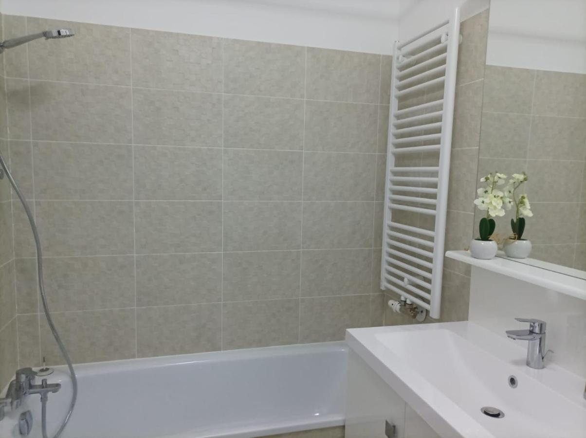 Chez Mary Poppins !!! Apartman Serris Kültér fotó
